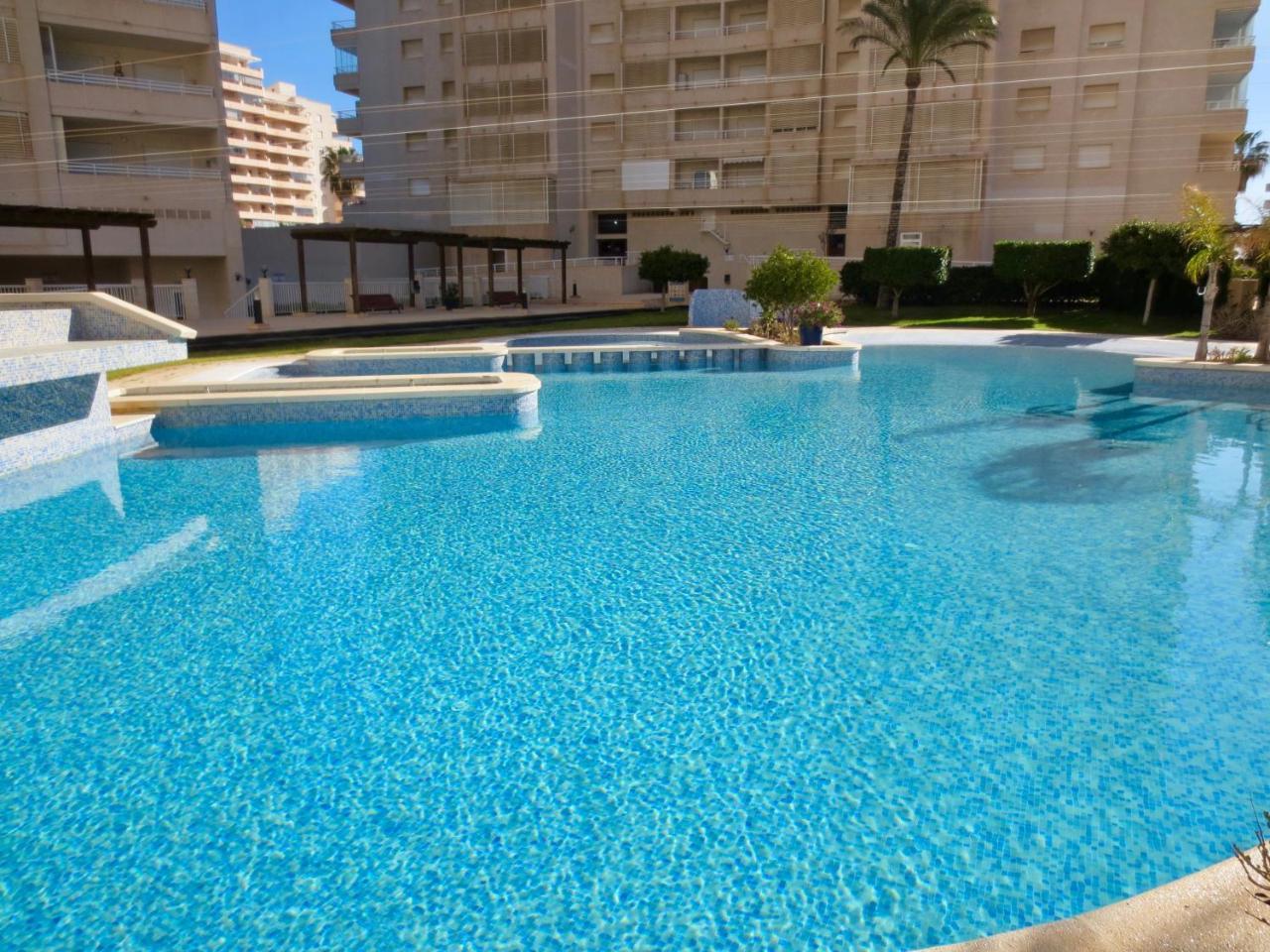 Clubrent - Apartamentos Apolo 16 Calpe Buitenkant foto