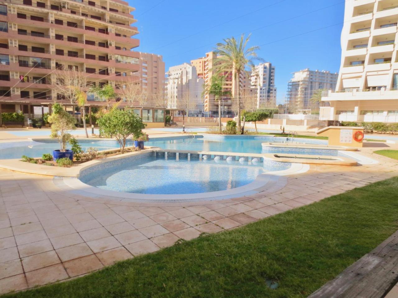 Clubrent - Apartamentos Apolo 16 Calpe Buitenkant foto